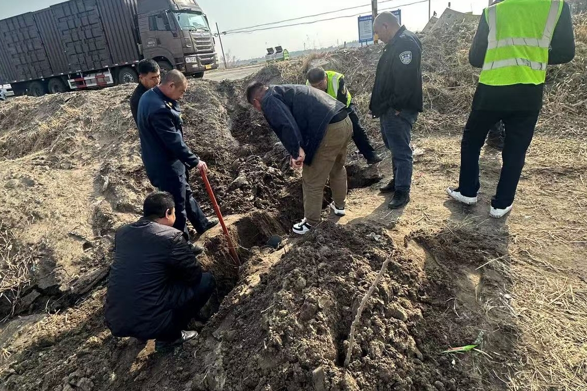 甘旗卡收費站緊急搶修電力故障，確保機電設施設備安全運行